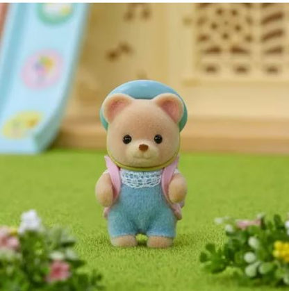 Sylvanian Families Baby Bear Figure Con Accesorios